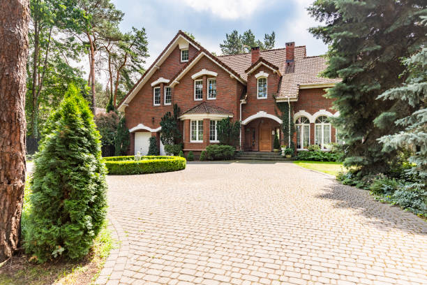 Best Driveway Pavers Near Me  in Laguna Beach, FL
